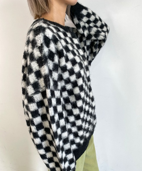 MLI'A（エムリア）の「アソート柄モヘアライク2Wayニットカーディガン（ニット/セーター・レディース・ホワイト×ブラック/ブラック系その他・M）」の10枚目の写真