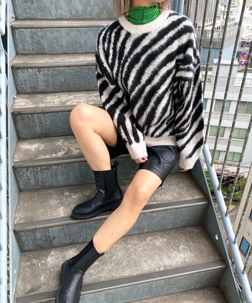 MLI'A（エムリア）の「アソート柄モヘアライク2Wayニットカーディガン（ニット/セーター・レディース・ホワイト×ブラック/ブラック系その他・M）」の7枚目の写真