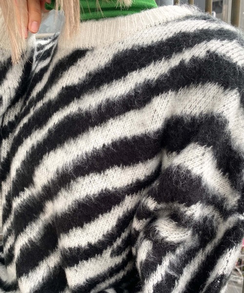 MLI'A（エムリア）の「アソート柄モヘアライク2Wayニットカーディガン（ニット/セーター・レディース・ホワイト×ブラック/ブラック系その他・M）」の11枚目の写真