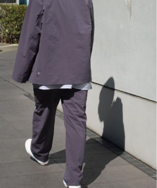 DESCENTE PAUSE（デサントポーズ）の「【デサントPAUSE】ウインドシールドジャケット / WIND SHIELD JACKET　撥水　防風　ストレッチ（テーラードジャケット・メンズ・ベージュ/グレー/ブラック・MEDIUM/X-LARGE/SMALL/LARGE）」の18枚目の写真