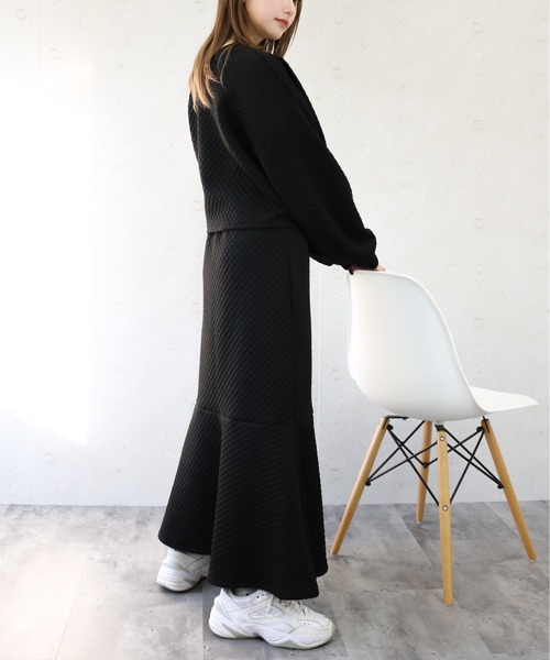 Per sist ence(パーシエンス)の「Per sist ence/パーシエンス カットキルティング マーメイドスカート(スカート・レディース・オフホワイト/グレー/ブラック・FREE)」の14枚目の写真