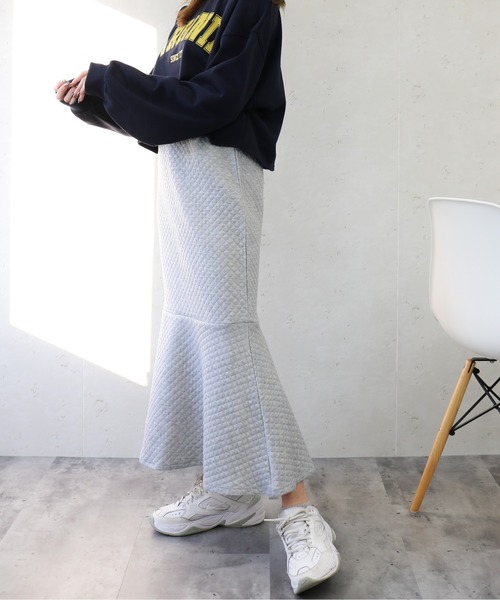 Per sist ence(パーシエンス)の「Per sist ence/パーシエンス カットキルティング マーメイドスカート(スカート・レディース・オフホワイト/グレー/ブラック・FREE)」の11枚目の写真