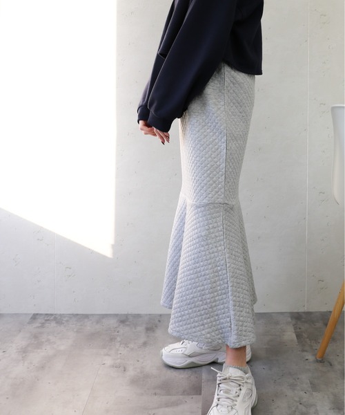 Per sist ence(パーシエンス)の「Per sist ence/パーシエンス カットキルティング マーメイドスカート(スカート・レディース・オフホワイト/グレー/ブラック・FREE)」の10枚目の写真