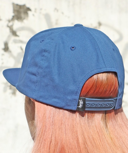 STUSSY（ステューシー）の「STUSSY/ステューシー STOCK SU18 CAP ストックロゴキャップ（キャップ・メンズ・ブラック/ネイビー・ONE SIZE）」の17枚目の写真