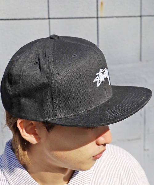 STUSSY（ステューシー）の「STUSSY/ステューシー STOCK SU18 CAP ストックロゴキャップ（キャップ・メンズ・ブラック/ネイビー・ONE SIZE）」の4枚目の写真