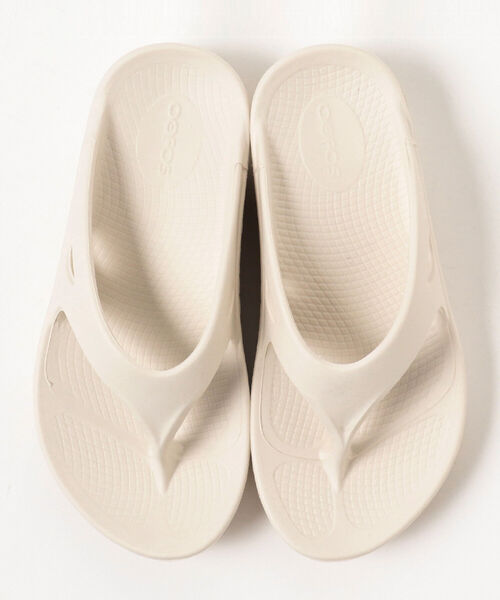 OOFOS(ウーフォス)の「OOFOS / OOriginal(サンダル・レディース・オフホワイト/グレー/ブラック/ベージュ/パープル系その他4・5(22cm)/6(23cm)/7(24cm))」の12枚目の写真