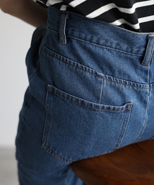 amini(アミニ)の「【2023 SS】センターシームフレアデニムパンツ(デニムパンツ・レディース・インディゴブルー/ブルー/ホワイト・MEDIUM/LARGE)」の7枚目の写真