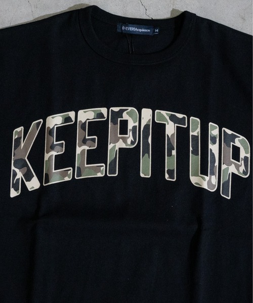 JOHN'S CLOSET(ジョンズクローゼット)の「【50】カレッジプリントビッグTシャツ(Tシャツ/カットソー・メンズ・ブラック/ホワイト系その他/ホワイト/ホワイト系その他2/ベージュ/ブラック系その他・MEDIUM/LARGE)」の20枚目の写真