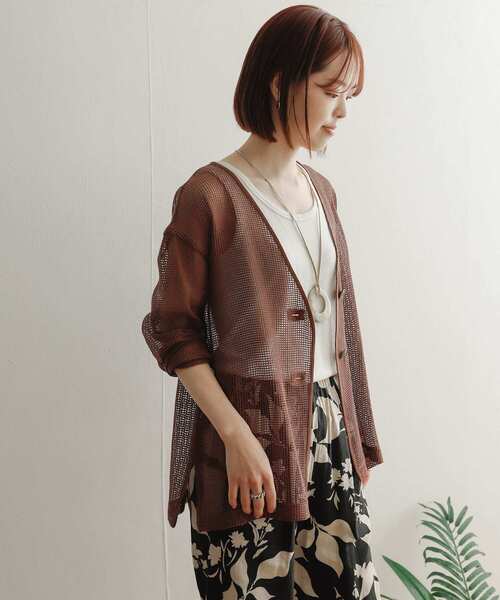 URBAN RESEARCH DOORS（アーバンリサーチドアーズ）の「カットメッシュカーディガンジャケット（カーディガン/ボレロ・レディース・ブラウン/ナチュラル・MEDIUM）」の13枚目の写真