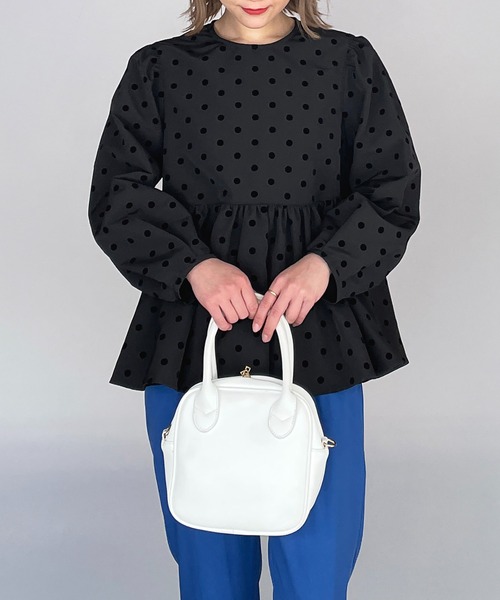 PICCIN（ピッチン）の「フロッキードットペプラムブラウス（シャツ/ブラウス・レディース・ブラック/ネイビー・M）」の6枚目の写真