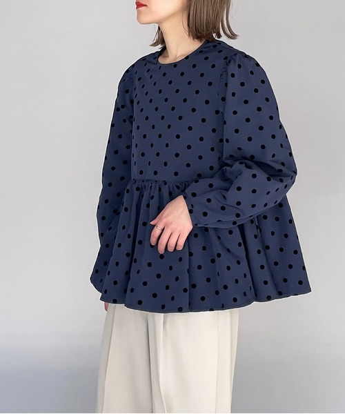 PICCIN（ピッチン）の「フロッキードットペプラムブラウス（シャツ/ブラウス・レディース・ブラック/ネイビー・M）」の15枚目の写真