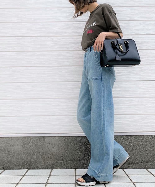 Q（キュー）の「Qgirl ワイドデニムブリーチ（デニムパンツ・レディース・ライトインディゴブルー・MEDIUM/LARGE/SMALL）」の7枚目の写真