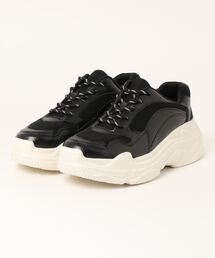 IO（イオ）（イオ）の「チャンキースニーカー（スニーカー）」