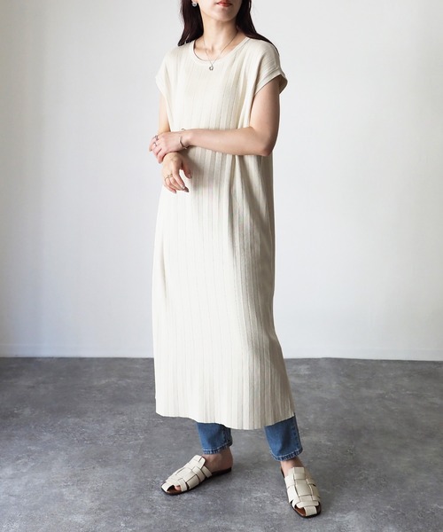 Riberry(リベリー)の「2WAY ノースリーブワンピース(ワンピース・レディース・チャコールグレー/アイボリー・MEDIUM)」の4枚目の写真