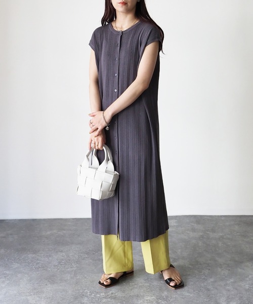 Riberry(リベリー)の「2WAY ノースリーブワンピース(ワンピース・レディース・チャコールグレー/アイボリー・MEDIUM)」の11枚目の写真