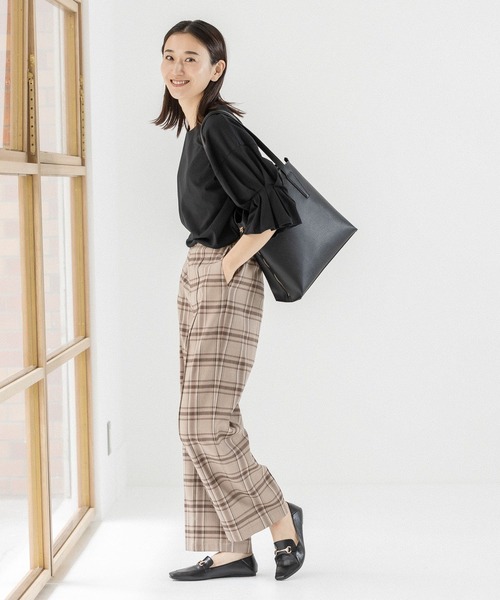 LEPSIM（レプシィム）の「【ゼロかる】2WAY A4トート　295348（トートバッグ・レディース・アイボリー/グレイッシュベージュ/ブラック・FREE）」の8枚目の写真