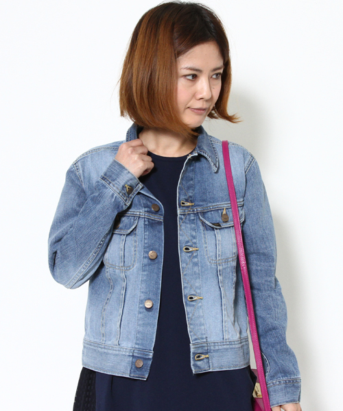 AMERICAN RAG CIE(アメリカンラグシー)の「LEE×AMERICAN RAG CIE別注デニムジャケット/213-LEJ-LB9941-146(デニムジャケット・レディース・インディゴブルー・S/X-SMALL)」の11枚目の写真