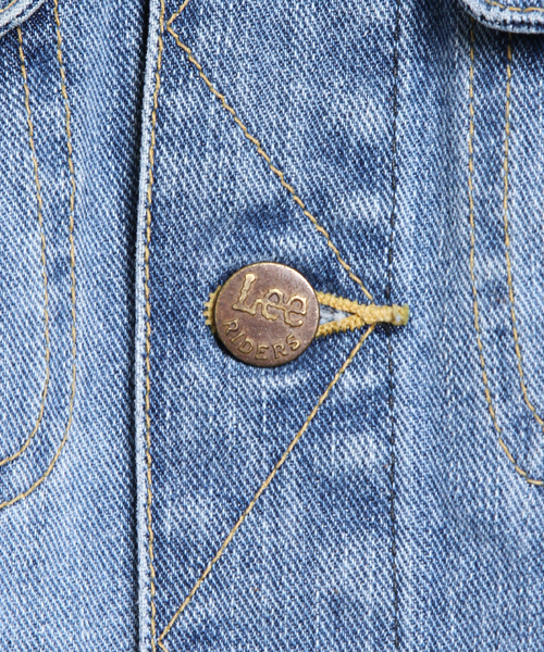 AMERICAN RAG CIE(アメリカンラグシー)の「LEE×AMERICAN RAG CIE別注デニムジャケット/213-LEJ-LB9941-146(デニムジャケット・レディース・インディゴブルー・S/X-SMALL)」の6枚目の写真