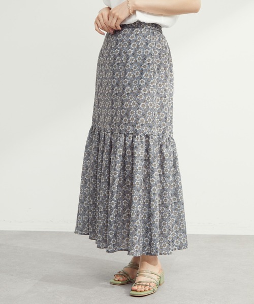 Green Parks(グリーンパークス)の「柄ティアードスカート(スカート・レディース・ブラウン/グレー/イエロー・FREE)」の2枚目の写真