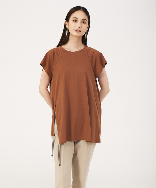 qualite（カリテ）の「ストライプテープドロストカットソー（Tシャツ/カットソー・レディース・オフホワイト/キャメル/ブルー・フリー）」の6枚目の写真