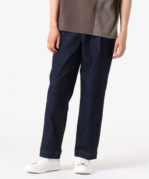 COMME CA ISM（コムサイズム）の「１タック デニムパンツ（デニムパンツ・メンズ・ネイビー/ブラック・LARGE/MEDIUM/SMALL）」の2枚目の写真