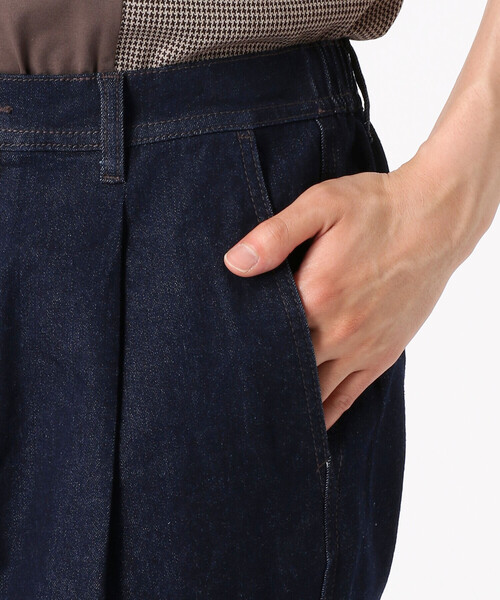 COMME CA ISM（コムサイズム）の「１タック デニムパンツ（デニムパンツ・メンズ・ネイビー/ブラック・LARGE/MEDIUM/SMALL）」の13枚目の写真