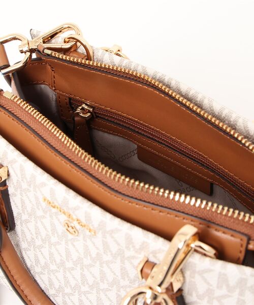 MICHAEL KORS（マイケルコース）の「MARILYN クロスボディ スモール - MKシグネチャー（ショルダーバッグ・レディース・ホワイト系その他・FREE）」の3枚目の写真