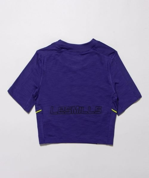 Reebok（リーボック）の「レズミルズR アクティブチル スタイル Tシャツ  / Les MillsR ACTIVCHILL Style T-Shirt （Tシャツ/カットソー・レディース・パープル・X-LARGE/MEDIUM/SMALL/X-SMALL/LARGE）」の2枚目の写真
