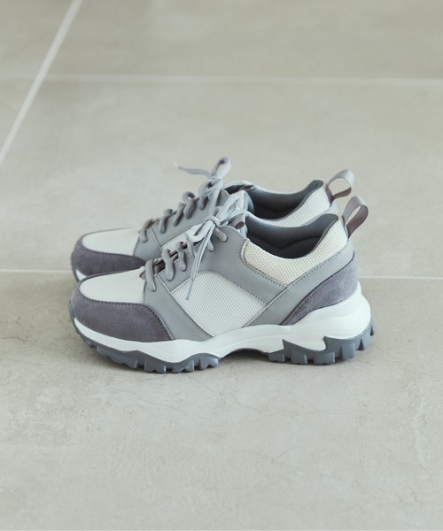 ANGIE(アンジー)の「ダッドスニーカー(スニーカー・レディース・ホワイト/ベージュ/グレー・MEDIUM/LARGE/X-LARGE)」の4枚目の写真