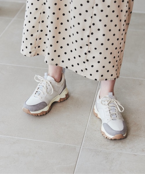 ANGIE(アンジー)の「ダッドスニーカー(スニーカー・レディース・ホワイト/ベージュ/グレー・MEDIUM/LARGE/X-LARGE)」の14枚目の写真