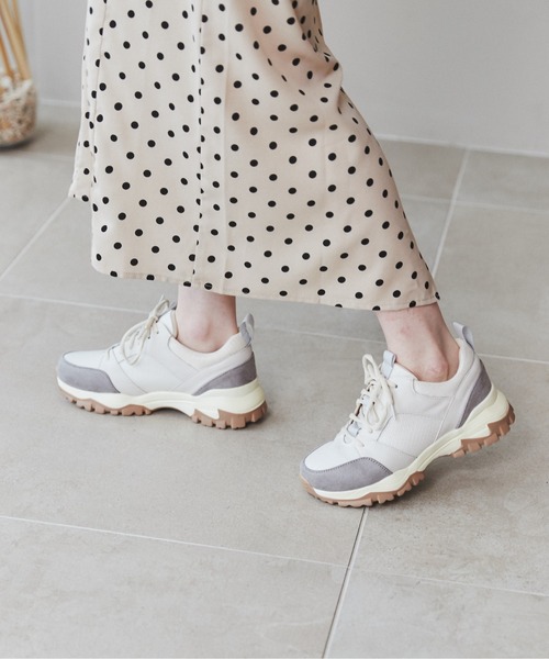 ANGIE(アンジー)の「ダッドスニーカー(スニーカー・レディース・ホワイト/ベージュ/グレー・MEDIUM/LARGE/X-LARGE)」の19枚目の写真