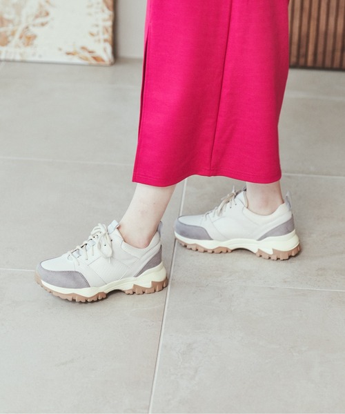 ANGIE(アンジー)の「ダッドスニーカー(スニーカー・レディース・ホワイト/ベージュ/グレー・MEDIUM/LARGE/X-LARGE)」の17枚目の写真