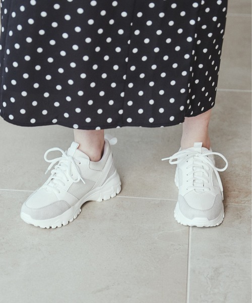 ANGIE(アンジー)の「ダッドスニーカー(スニーカー・レディース・ホワイト/ベージュ/グレー・MEDIUM/LARGE/X-LARGE)」の10枚目の写真