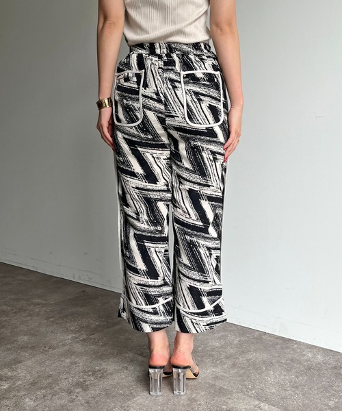 prose verse（プロズヴェール）の「《WEB限定》幾何柄パイピングラインパンツ（その他パンツ・レディース・オフホワイト・ﾌﾘ-）」の16枚目の写真