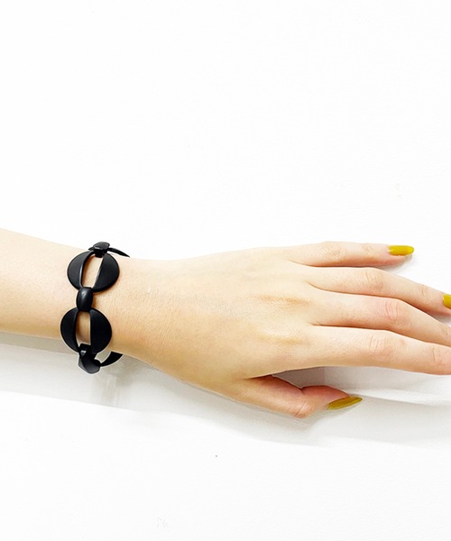 GARA（ガラ）の「GARA:STRATA BRACELET（ブレスレット・メンズ・ブラック/アンティークシルバー・M/L）」の2枚目の写真