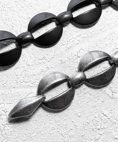 GARA（ガラ）の「GARA:STRATA BRACELET（ブレスレット・メンズ・ブラック/アンティークシルバー・M/L）」の5枚目の写真