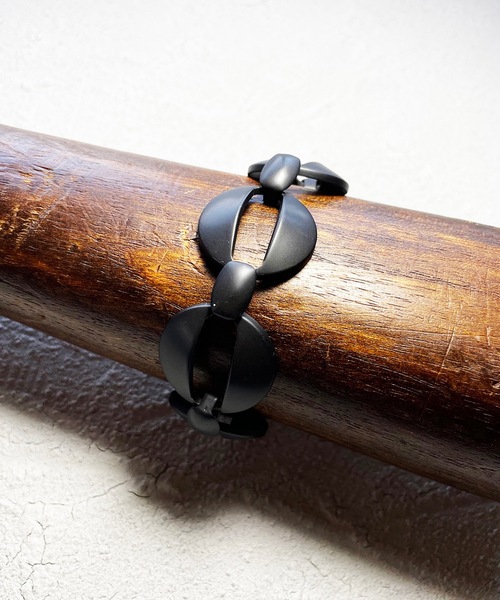 GARA（ガラ）の「GARA:STRATA BRACELET（ブレスレット・メンズ・ブラック/アンティークシルバー・M/L）」の14枚目の写真