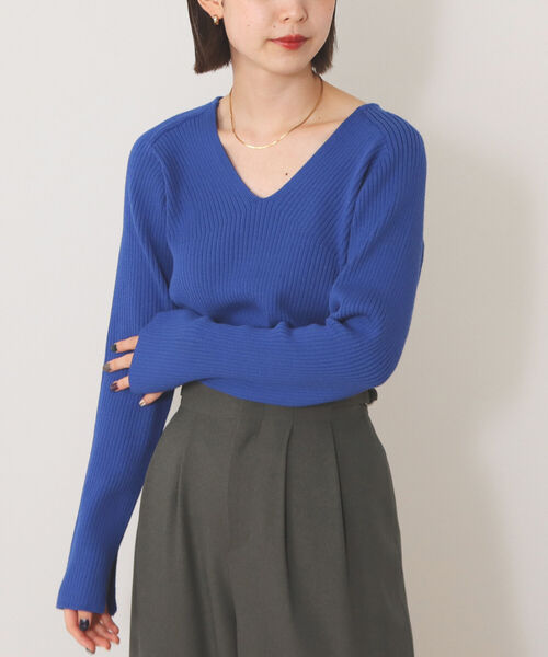 BEAMS HEART(ビームスハート)の「BEAMS HEART / Vネック リブプルオーバー(ニット/セーター・レディース・ブルー/ブラック/ベージュ・FREE)」の17枚目の写真