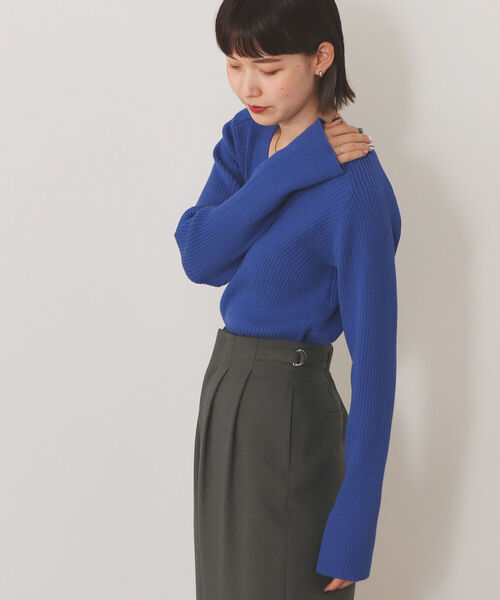 BEAMS HEART(ビームスハート)の「BEAMS HEART / Vネック リブプルオーバー(ニット/セーター・レディース・ブルー/ブラック/ベージュ・FREE)」の19枚目の写真