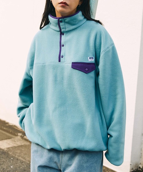 SPOC STORE（スポックストア）の「【SPOC STORE】ワンポイントロゴネーム オーバーサイズハーフボタンフリース（スウェット・レディース・パープル/ライトグレー/ブラック/アイボリー/ブルーグリーン/ブルー・M/L）」の17枚目の写真