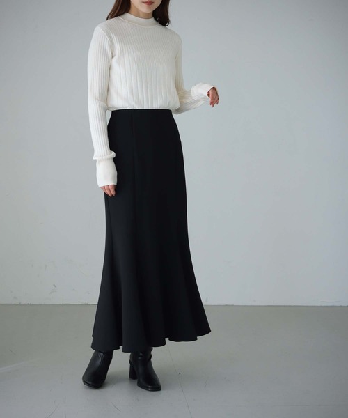 cheriella(シェリエラ)の「【cheriella】WEB限定ランダムリブプチハイネックニット新色追加 WEB LIMITED RANDOM RIB PETIT HIGH-NECK KNIT NEW COLOR(ニット/セーター・レディース・オフホワイト/パープル/レッド/ブラウン/ブラック/イエロー/ブルー/杢グレー・M)」の17枚目の写真