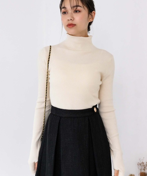 Edit Sheen(エディットシーン)の「プチハイネックトップス(ニット/セーター・レディース・ブラック/アイボリー/ホワイト×ブラック/オレンジ/グリーン/イエロー・M)」の13枚目の写真