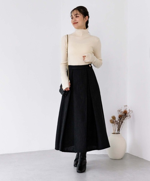 Edit Sheen(エディットシーン)の「プチハイネックトップス(ニット/セーター・レディース・ブラック/アイボリー/ホワイト×ブラック/オレンジ/グリーン/イエロー・M)」の22枚目の写真