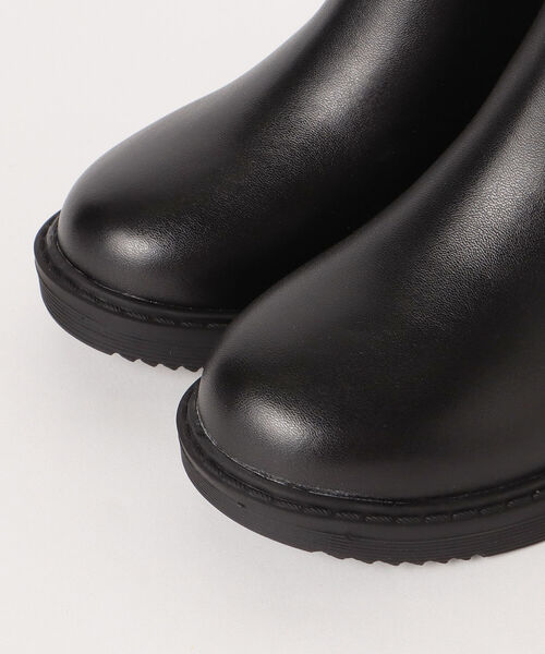 BEAMS mini（ビームスミニ）の「BEAMS mini / フェイクレザー サイドゴアブーツ（16～19cm）（ブーツ・キッズ・ブラック/チャコールグレー・19/17/18/16）」の13枚目の写真