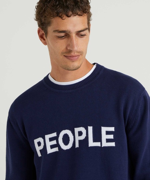 BENETTON (UNITED COLORS OF BENETTON)（ベネトンユナイテッドカラーズオブベネトン）の「フロントロゴクルーネックコットンニット・セーター（ニット/セーター・メンズ・ネイビー/レッド/グレー/グリーン・MEDIUM/SMALL/LARGE/X-SMALL）」の18枚目の写真