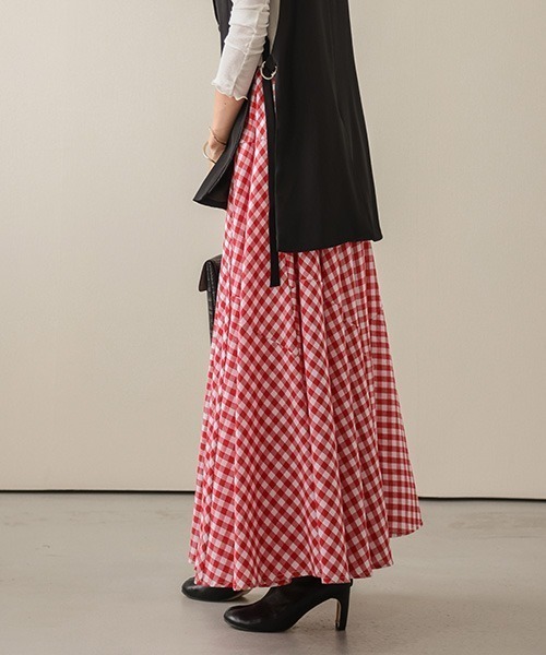 La-gemme（ラジェム）の「ギンガムチェックマキシフレアスカート（スカート・レディース・グレー/ブルー/ブラック/ブラウン/レッド/グリーン・C/フリー）」の6枚目の写真