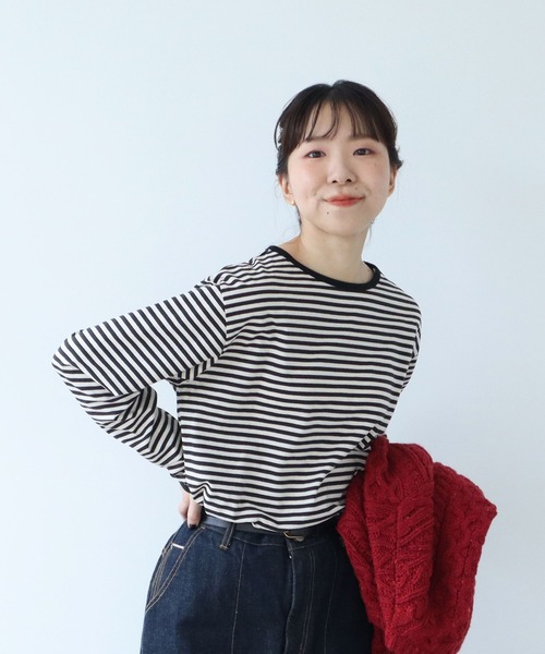 PAR ICI（パーリッシィ）の「ボーダー配色バインダー カットソー（Tシャツ/カットソー・レディース・ネイビー/グリーン/アイボリー/ブルー/グリーン系その他/ダークグリーン/オレンジ系その他/パープル/ブラウン/ワインレッド/チャコールグレー/レッド・FREE）」の3枚目の写真