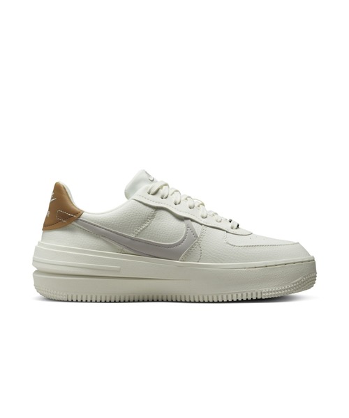 NIKE（ナイキ）の「ナイキ エア フォース 1 PLT.AF.ORM ウィメンズシューズ / 厚底 / Nike Air Force 1 PLT.AF.ORM Women's Shoes＜22.5-28cm 展開＞（スニーカー・レディース・クリーム・22.5/23/23.5/24/24.5/25/25.5/26/27/27.5/28）」の3枚目の写真