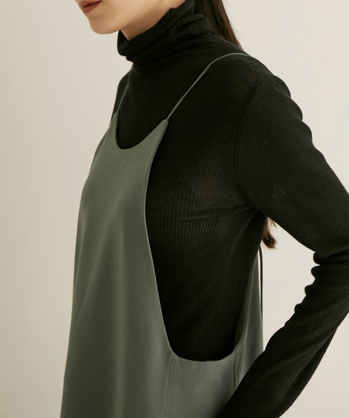 SALON adam et rope'（サロン アダム エ ロペ）の「アメリカンスリーブキャミワンピース（ワンピース・レディース・スミクロ/カーキ・FREE）」の12枚目の写真