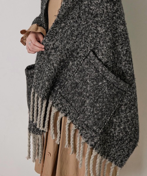 Fashion Letter（ファッションレター）の「ツイード柄2way大判ストール（ストール/ショール・レディース・ブラック/ブラウン・FREE）」の12枚目の写真